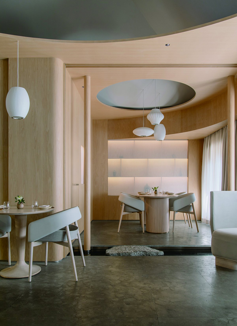 Restaurant Lunar